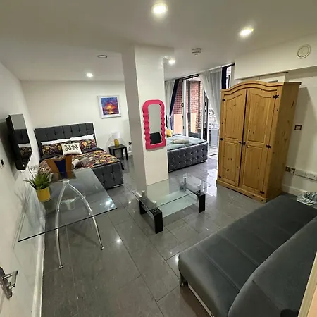 Cosy Luxurious Room In The Heart Of London Exterior photo