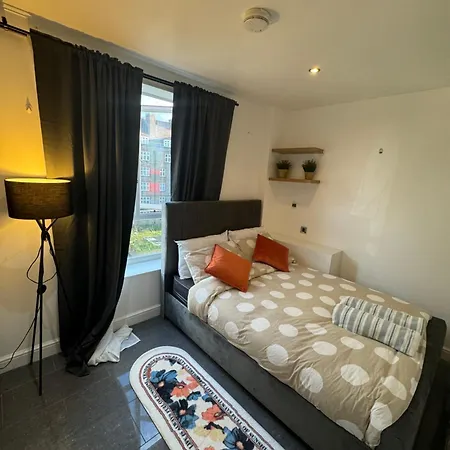 Cosy Luxurious Room In The Heart Of London Exterior photo