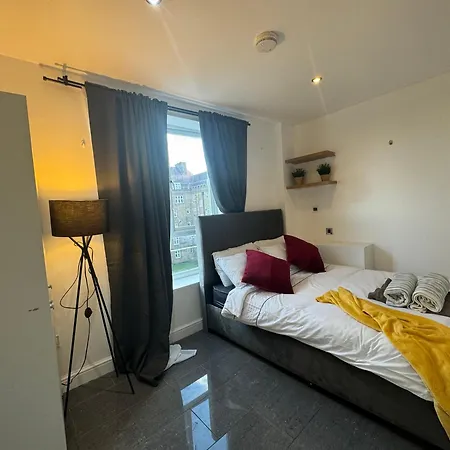Cosy Luxurious Room In The Heart Of London Exterior photo